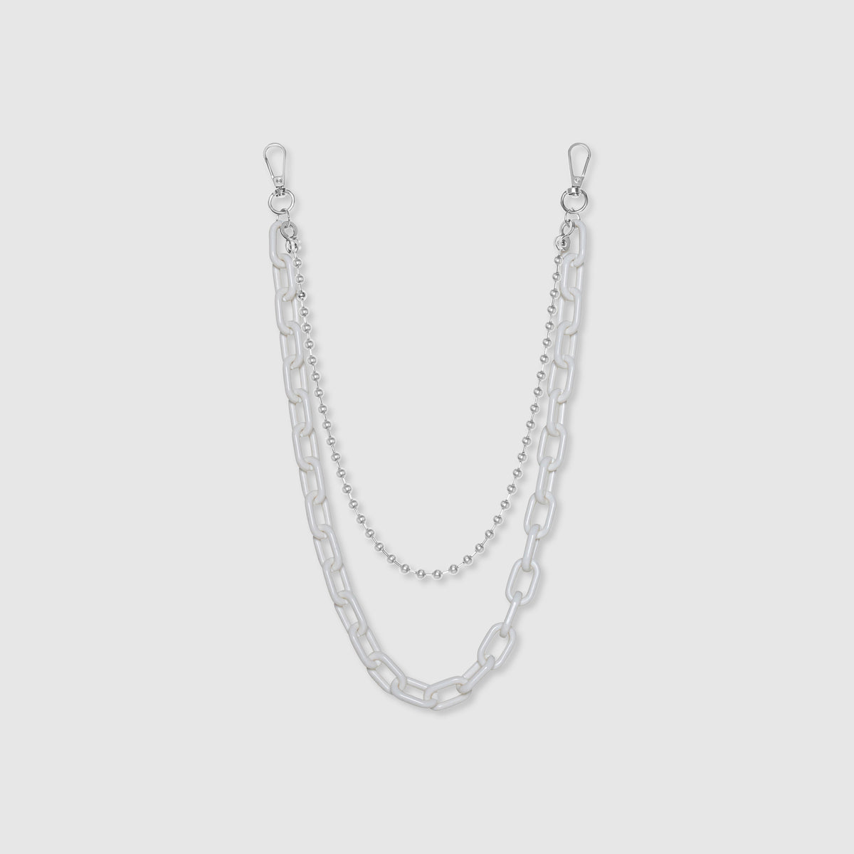 Collar de cadena blanca