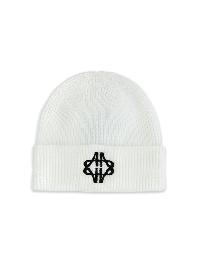 Gorro de punto con emblema esponjoso