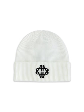 Gorro de punto con emblema esponjoso