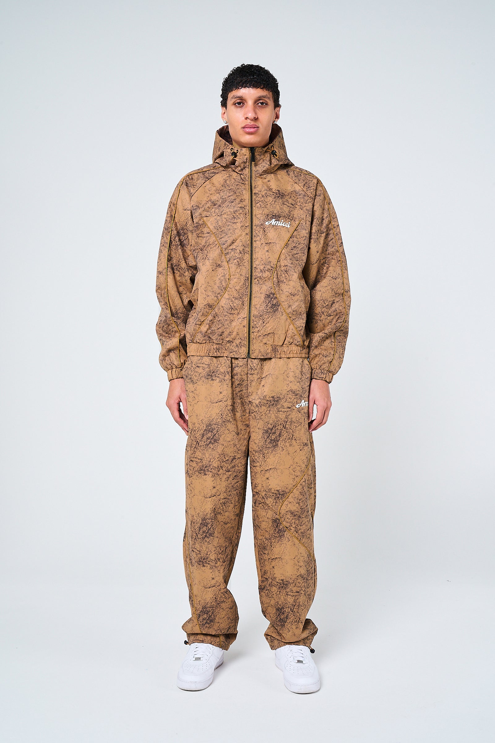 Spark Windbreaker Sand