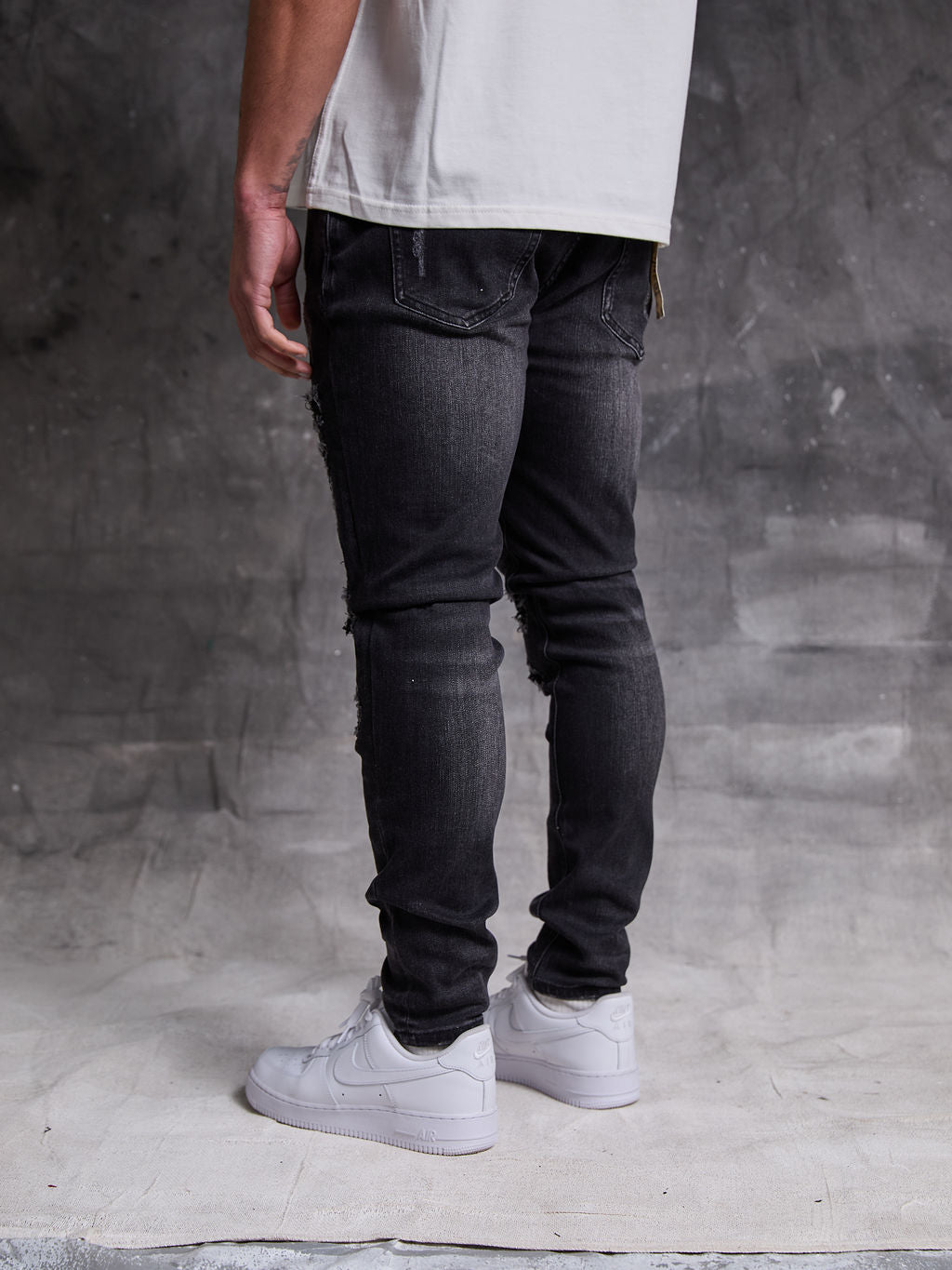 Jeans Skinny Negros Rotos Rocco
