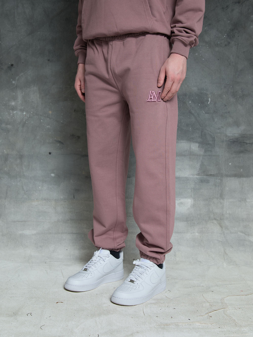Joggers Astori Core Loopback Malva Oscuro
