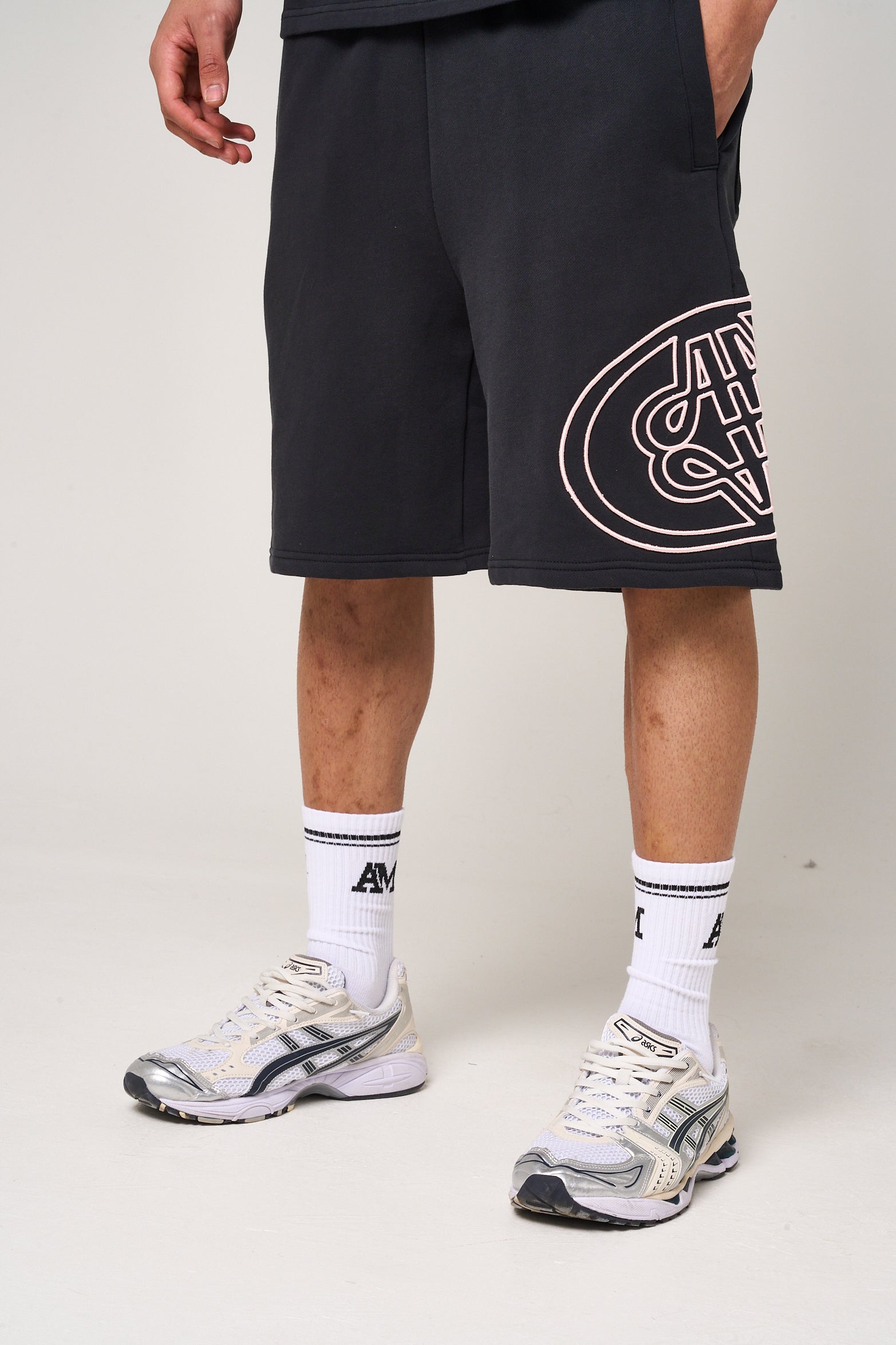 Fares Logo Embroidery Shorts Black