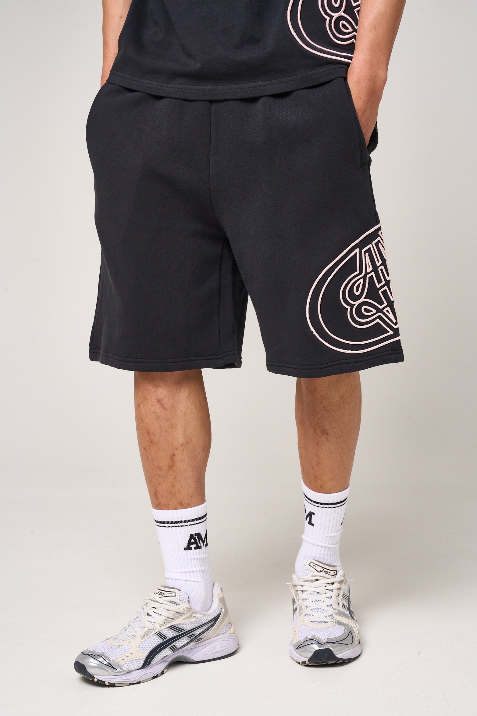 Fares Logo Embroidery Shorts Black