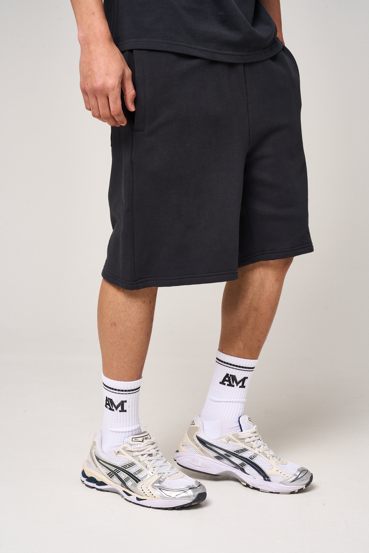 Fares Logo Embroidery Shorts Black