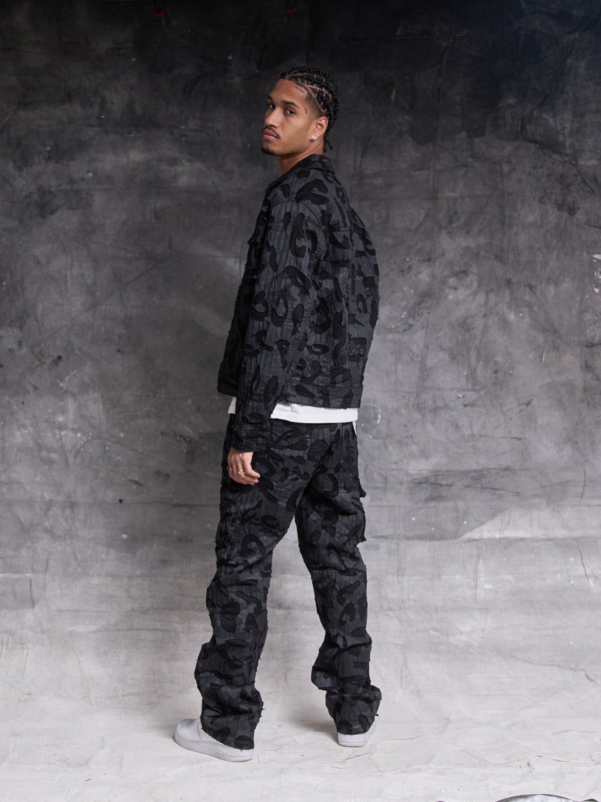 Jeans de mezclilla negra Geragio