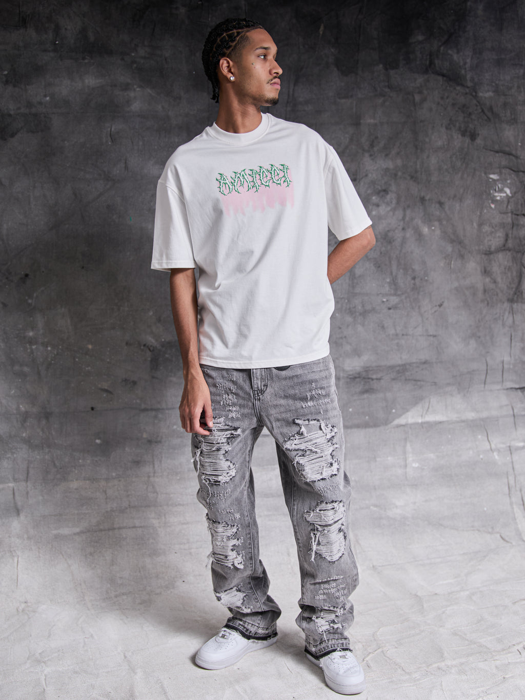 Jeans de mezclilla lavados en gris Sarrona