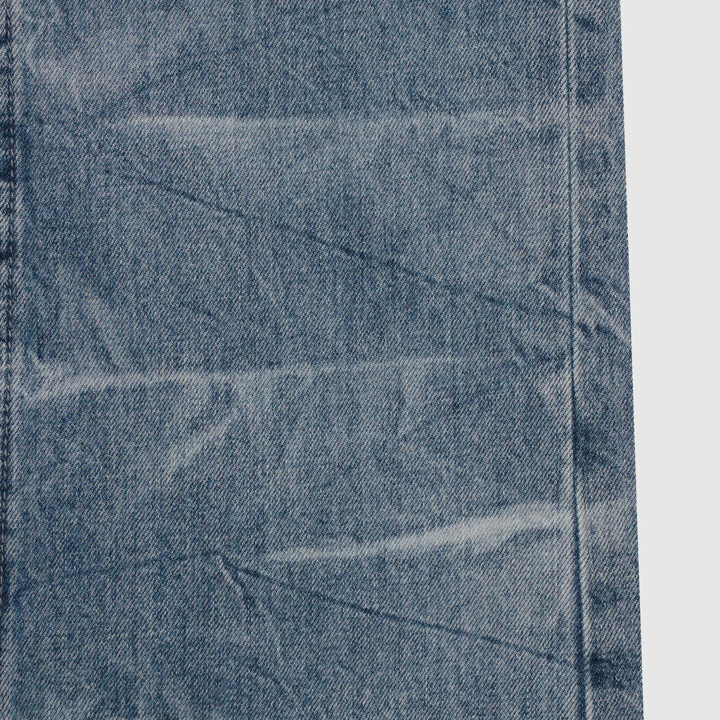 Jeans de mezclilla de campana azul claro Sienna